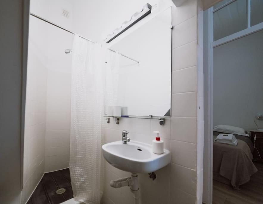 Appartement 3 *