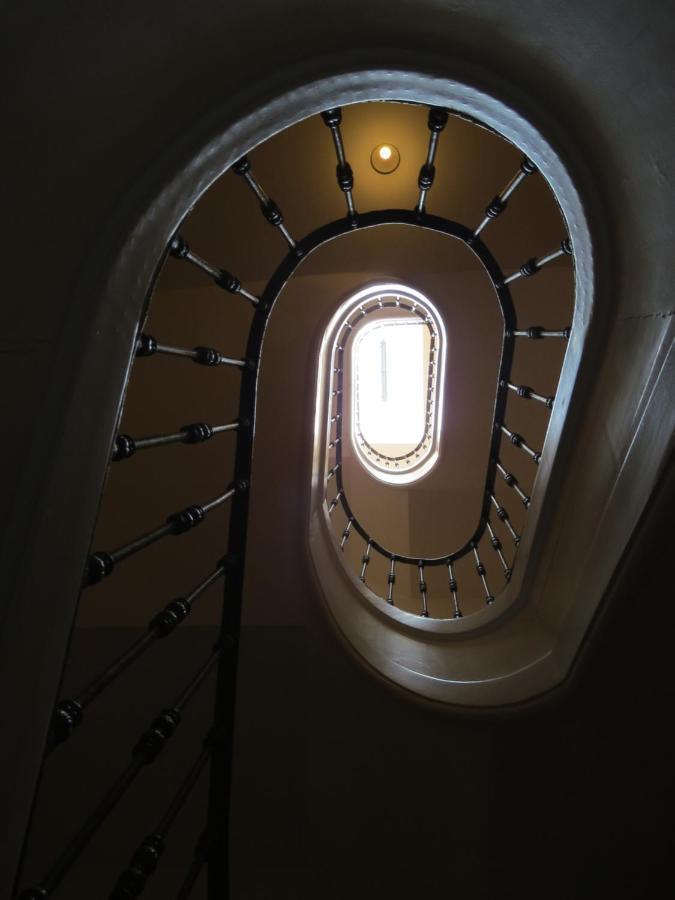 Boutique In The Heart Of ! Lemonn C * Lissabon
