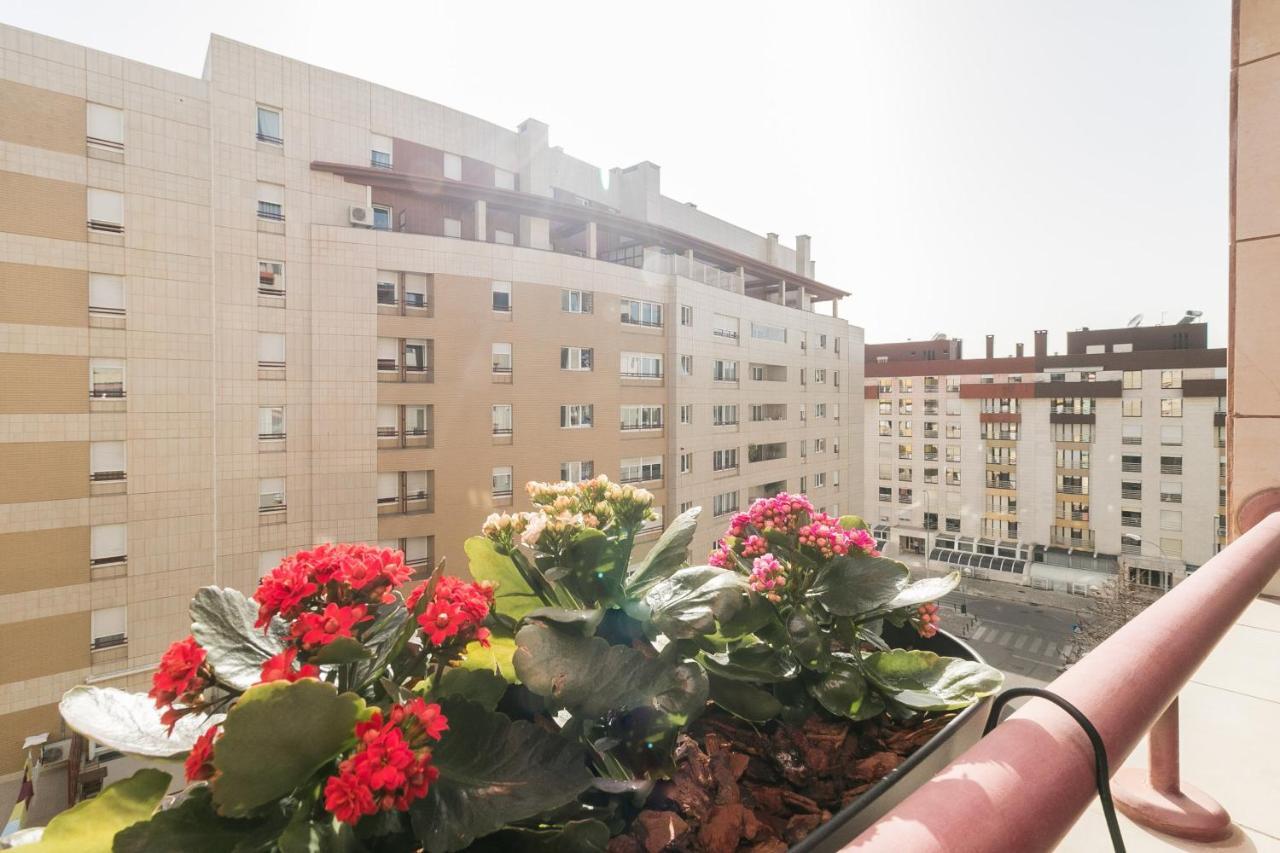 Apartment Premium Flat In Upscale Area, Balcony, Parking Lissabon