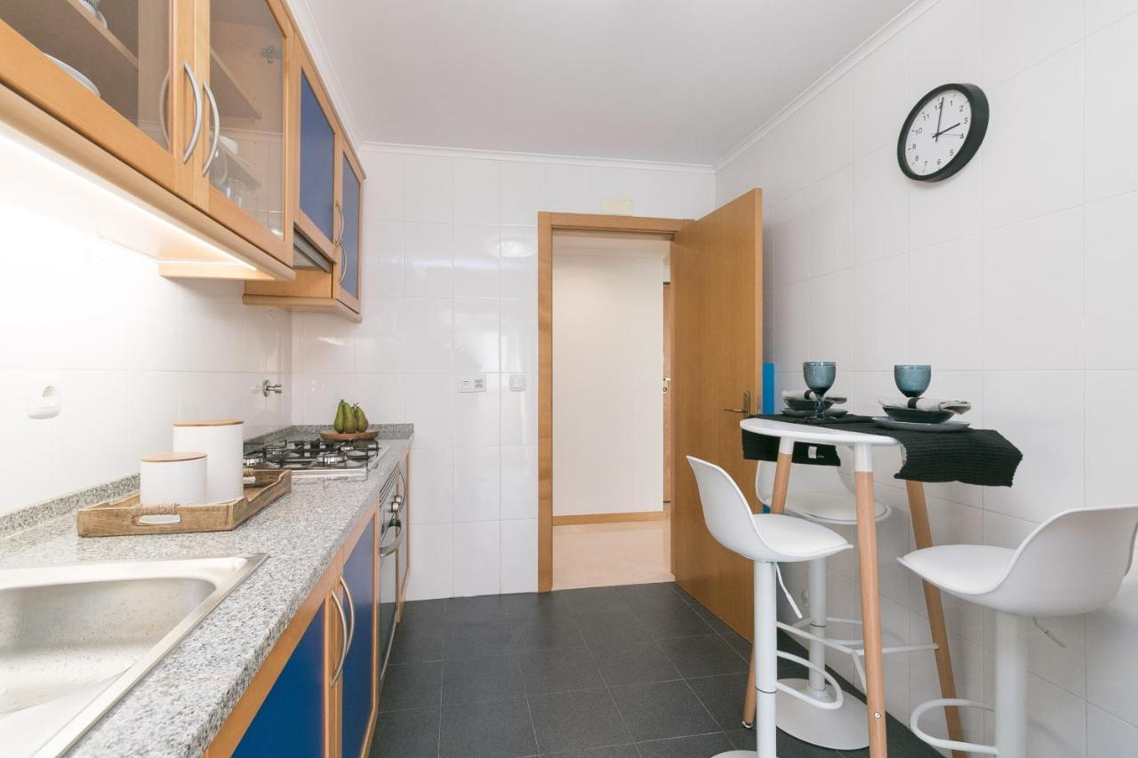 Apartment Premium Flat In Upscale Area, Balcony, Parking Lissabon