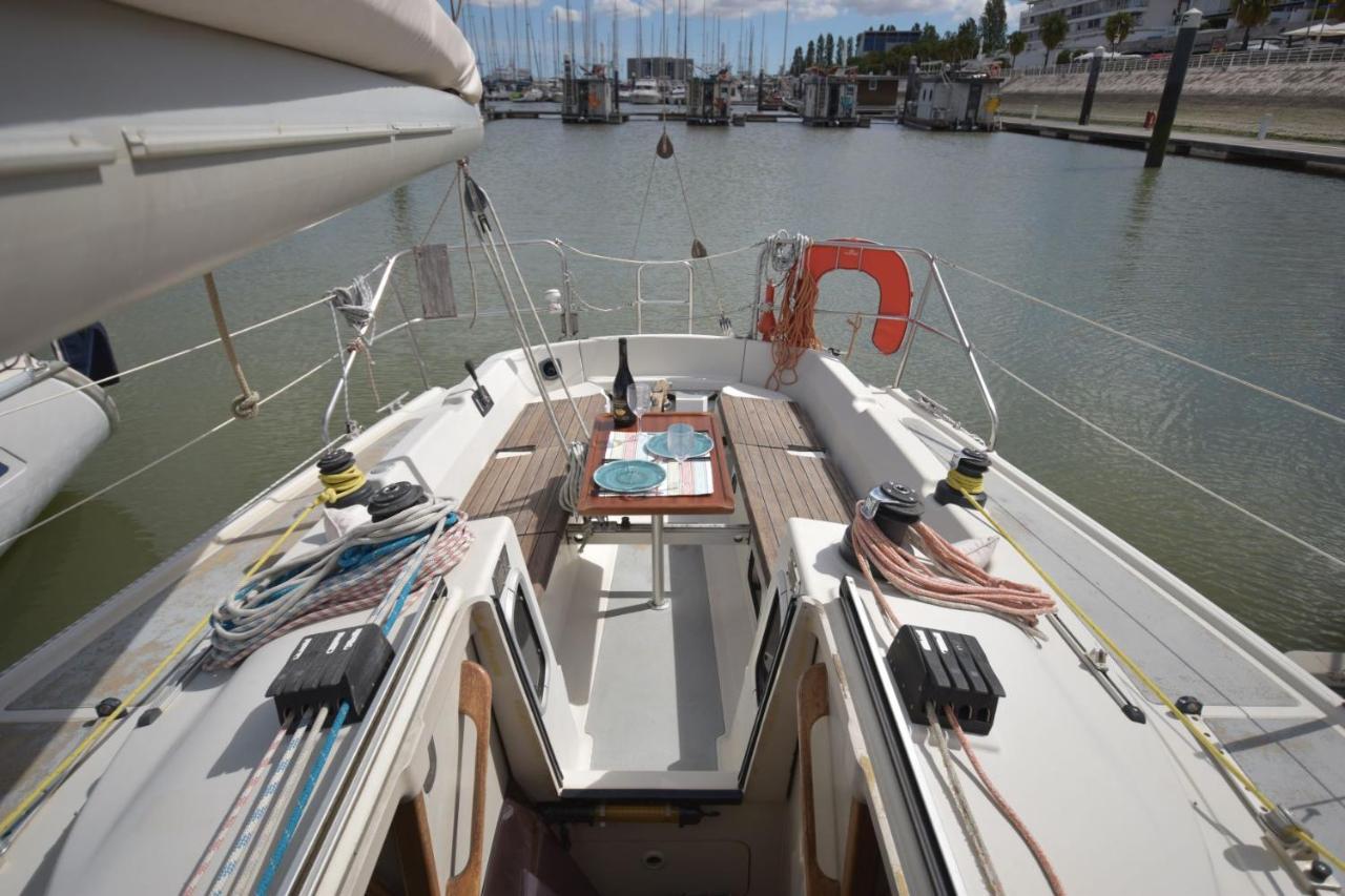 Arecadina Bateau-hôtel *