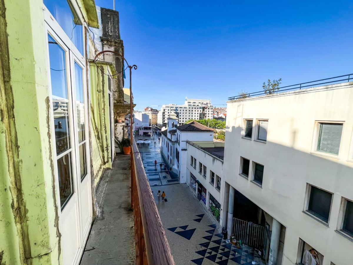 Housegogo * Lisbon