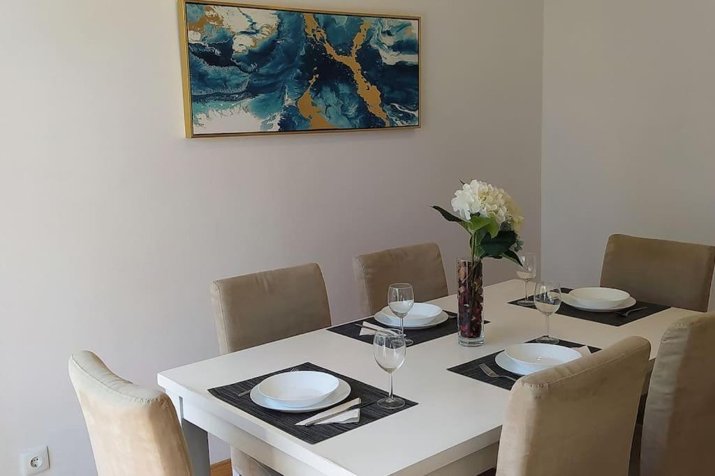 Lisboa/city/sunny Apar/metro/airport/wifi/air Cond Apartamento Lisboa