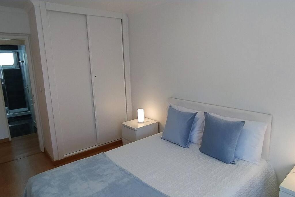 Apartamento Lisboa/city/sunny Apar/metro/airport/wifi/air Cond