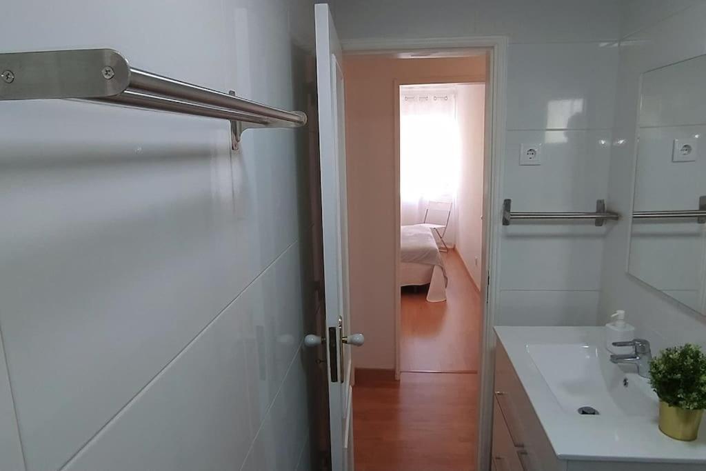 Lisboa/city/sunny Apar/metro/airport/wifi/air Cond Apartamento *