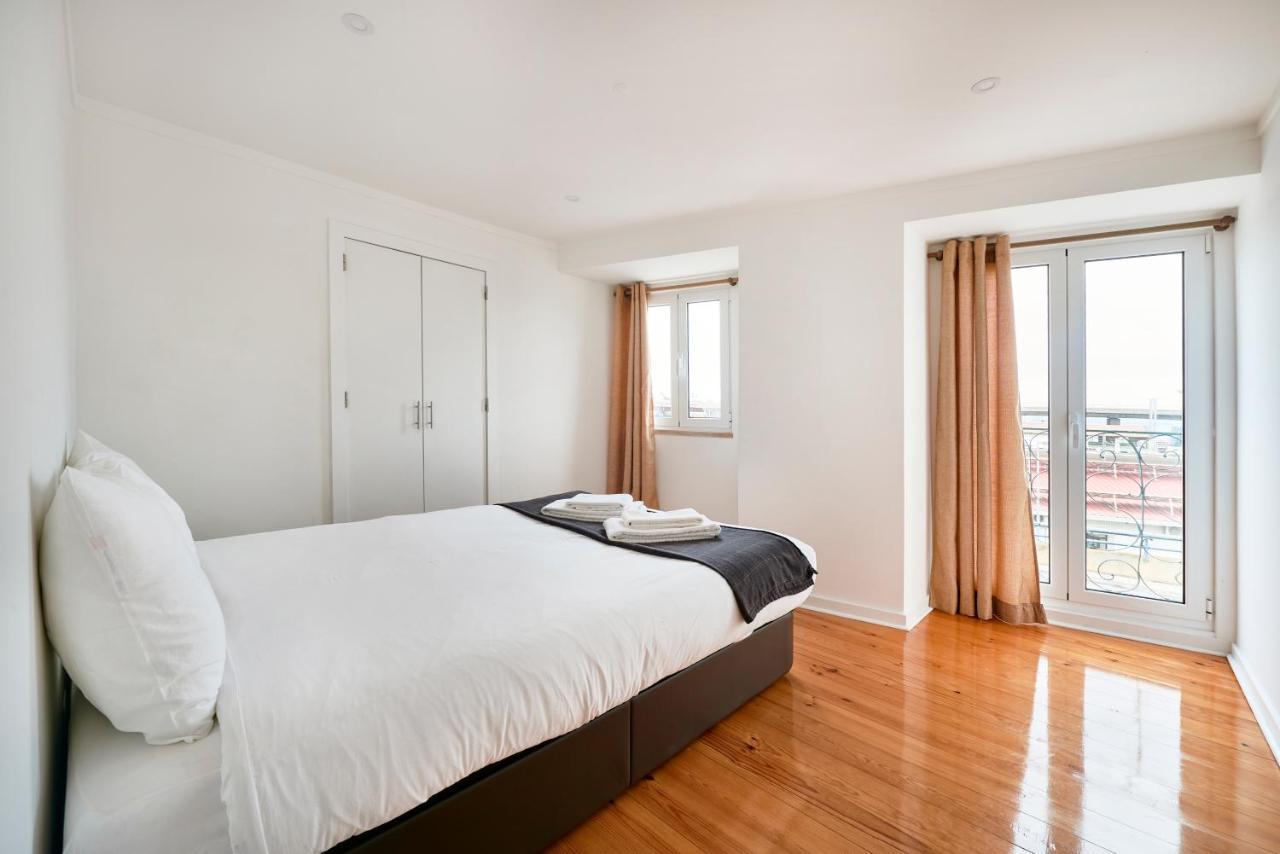 Apartment Cozy Flat In Santa Apolonia Lissabon