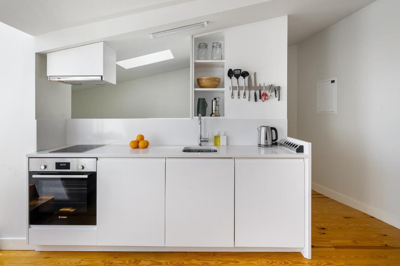 Whome Alfama 2-bed Minimalist Retreat For Digital Nomads & Remote Workers Appartement