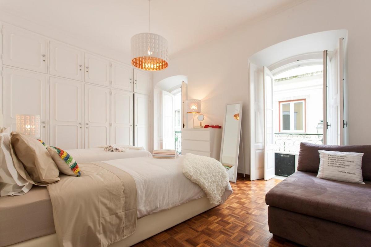 Gasthof Ginjinha House - 4 - Bairro Alto - With Ac! 3*