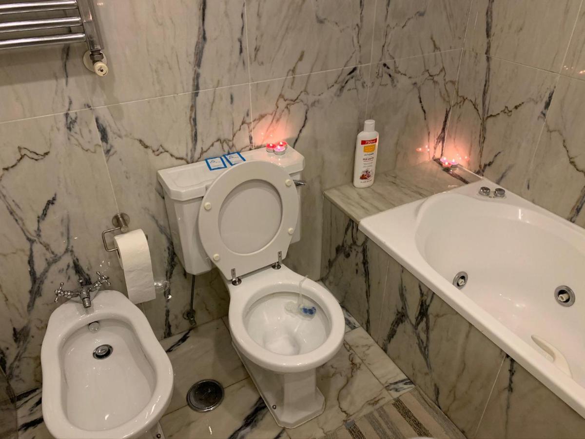 Quarto Com Banheiro Privativo * Lisboa