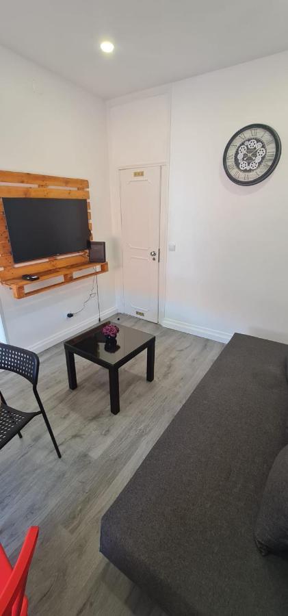 S.soares Grey Beato Apartment *