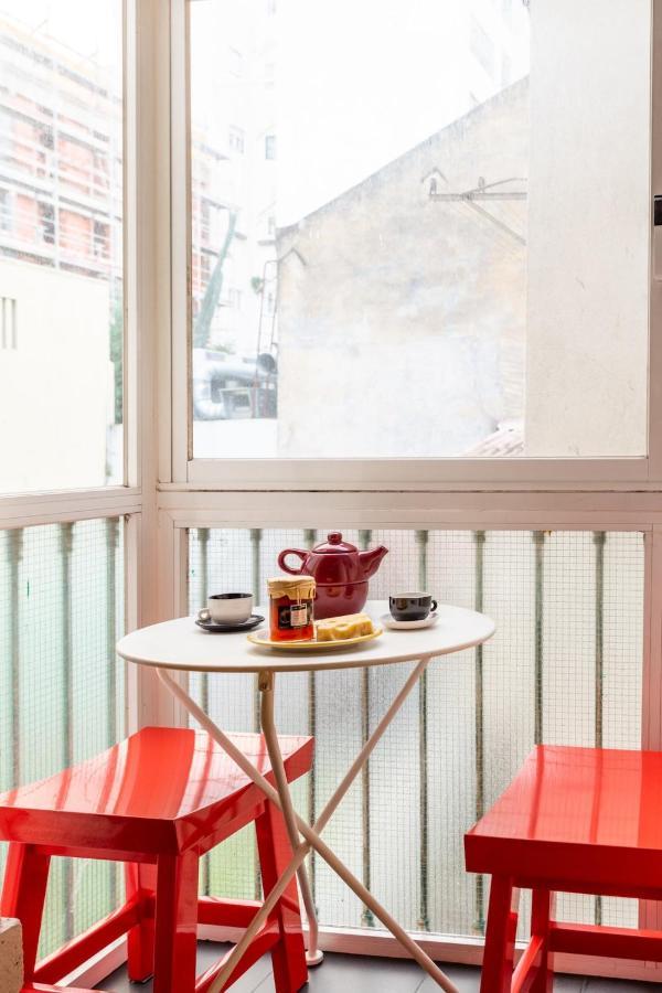 Bright 2 Bedroom 100m From Av. Liberdade Apartment *