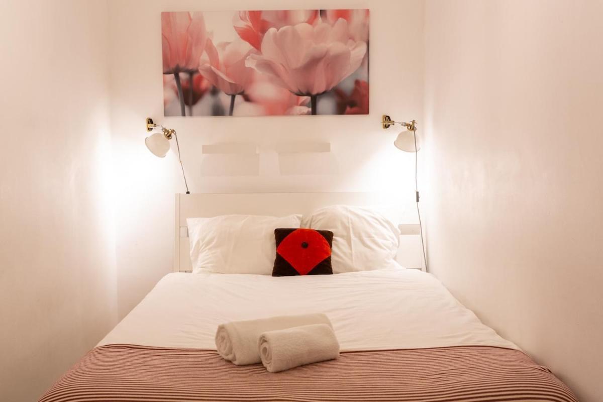 Bright 2 Bedroom 100m From Av. Liberdade Lisbon