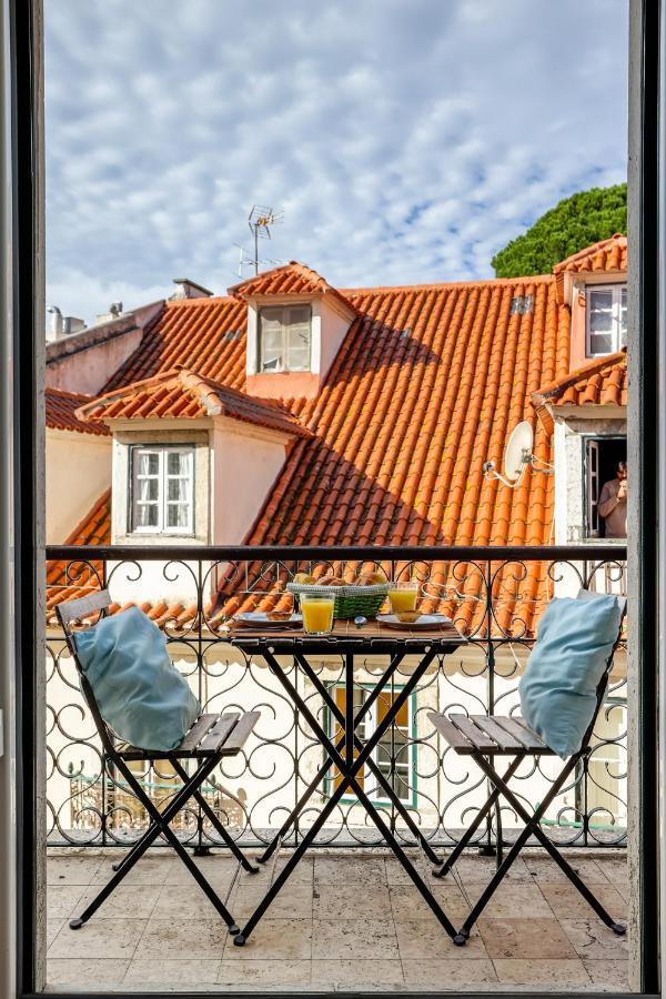 Castelo - Beautiful Balcony View Lissabon