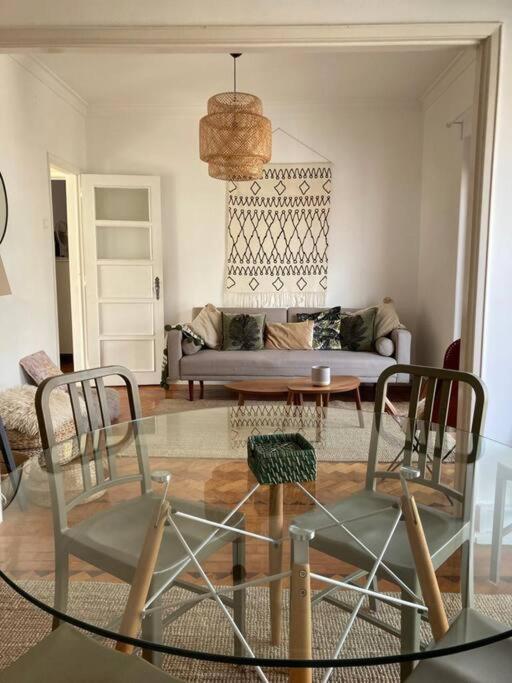 Apartamento Bem Localizado Para Familias & Amigos Appartement Lissabon
