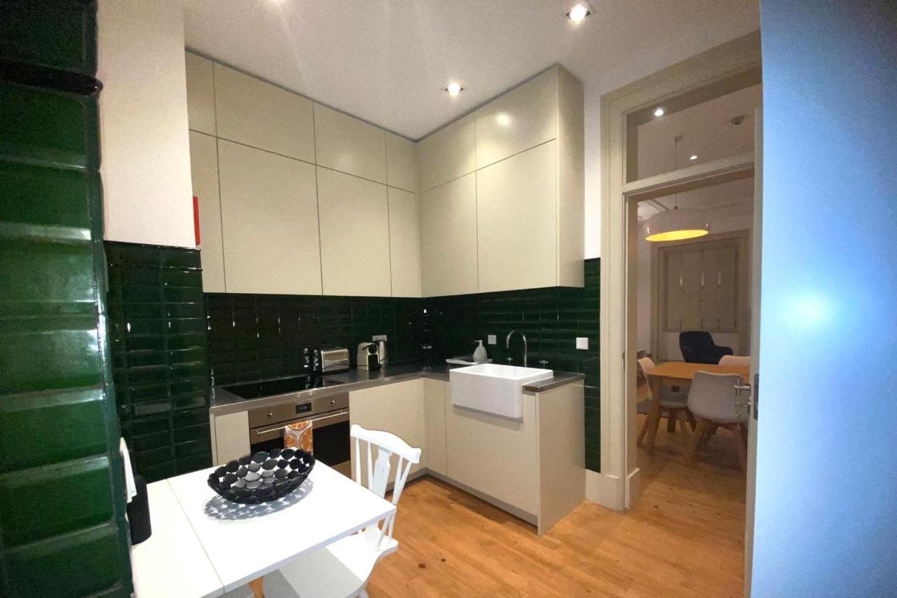 Appartement Charming 2bdr In Lapa By Lovelystay Lissabon