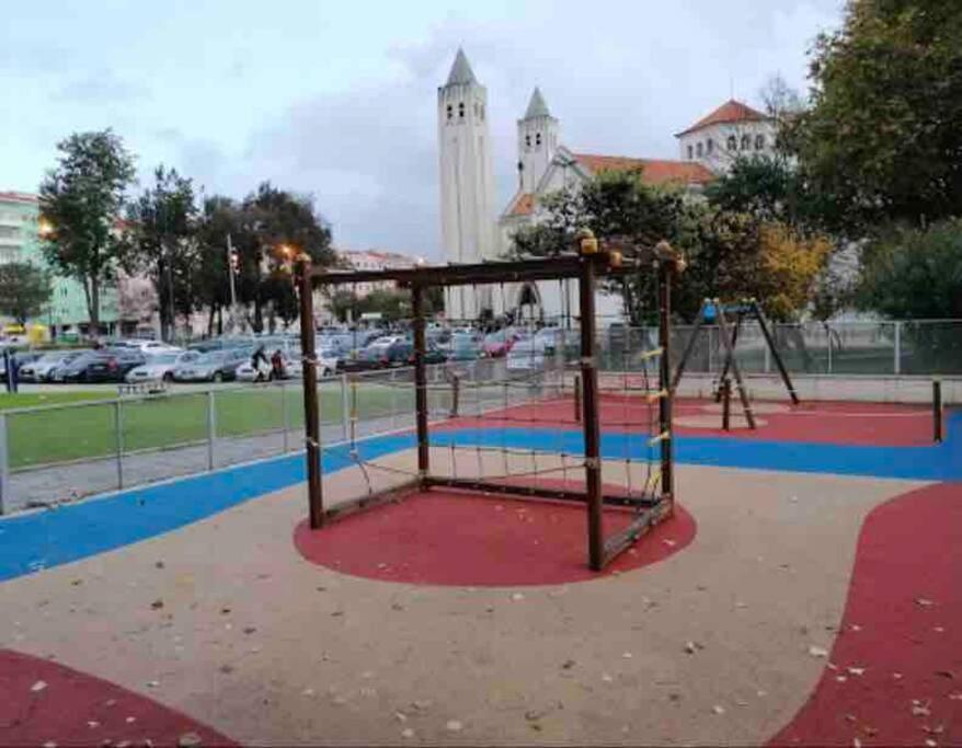 Ola ! Central Lightning Quiet View Garden 10mn Airport Apartment Lissabon