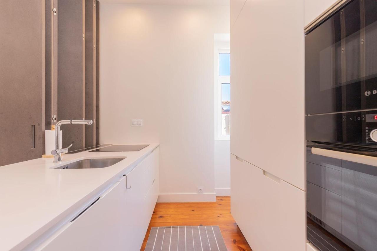 Amazing 4bdr Flat In Areeiro By Lovelystay Appartement *