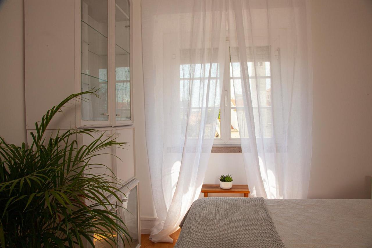 Ola ! Central Lightning Quiet View Garden 10mn Airport Apartment