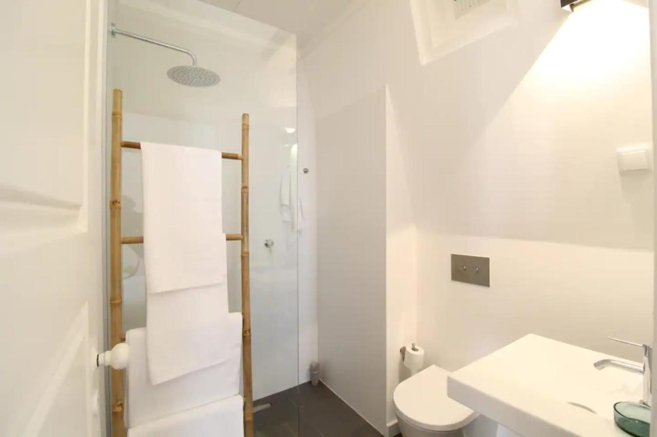 Bright 1 Bd W Lovely Balcony In Lissabon
