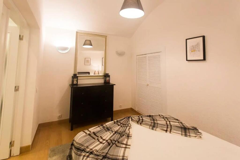 Ola - Principe Real With Terrace Ii Apartment *