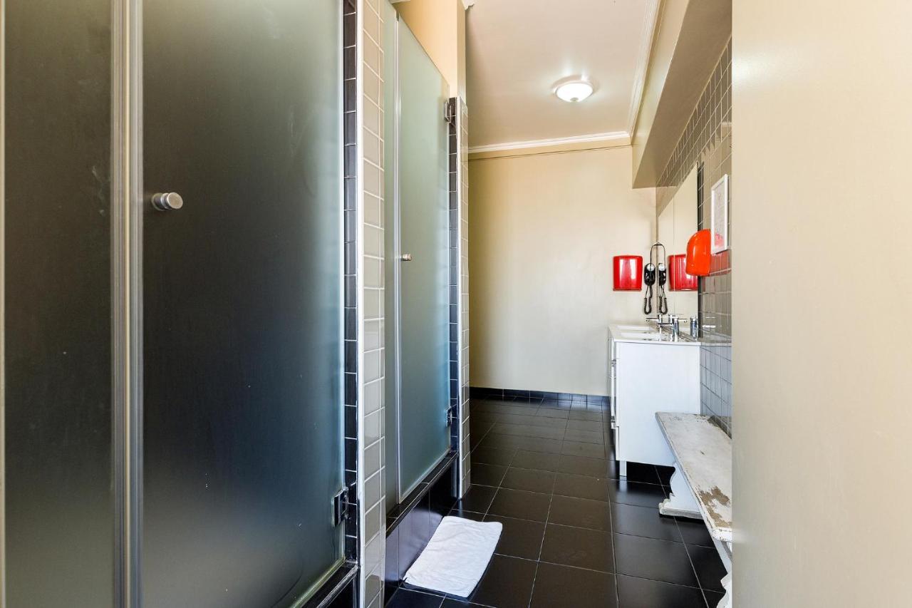 Guest house Wallis Rato 3*