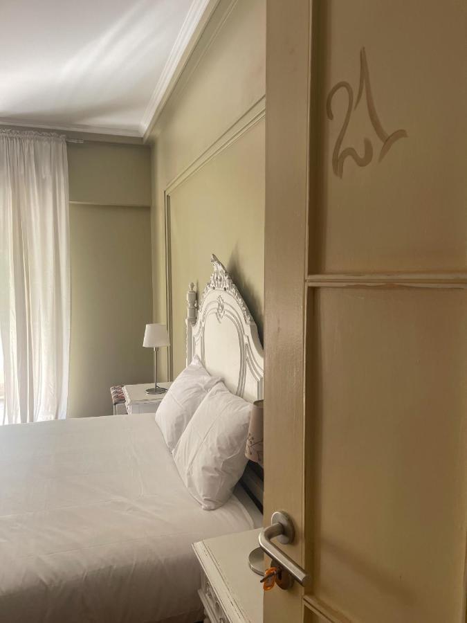 Wallis Rato Lisbon