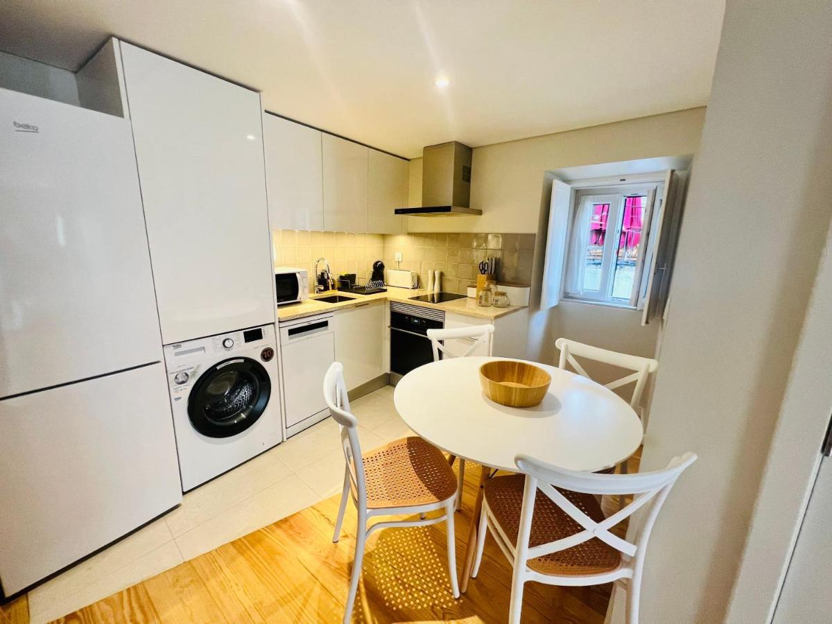Apartment Discover Lisbons History - Stylish In Alfama
