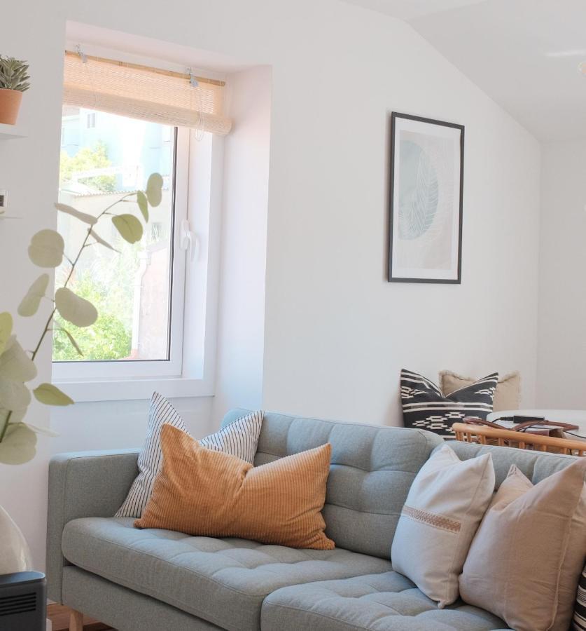 Downtown Terrace - 2 Bedroom In Graca With Private & Sunny Terrace! * Lisboa