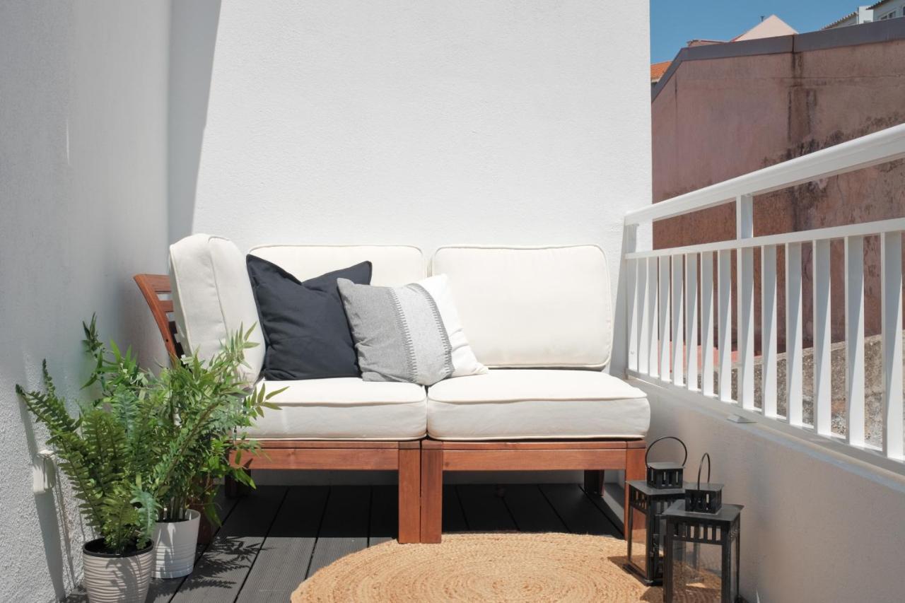 Downtown Terrace - 2 Bedroom In Graca With Private & Sunny Terrace! Apartamento *