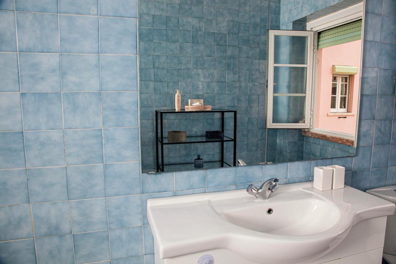 Apartment Ola ! Central Lightning Quiet View Garden 10mn Airport Lissabon
