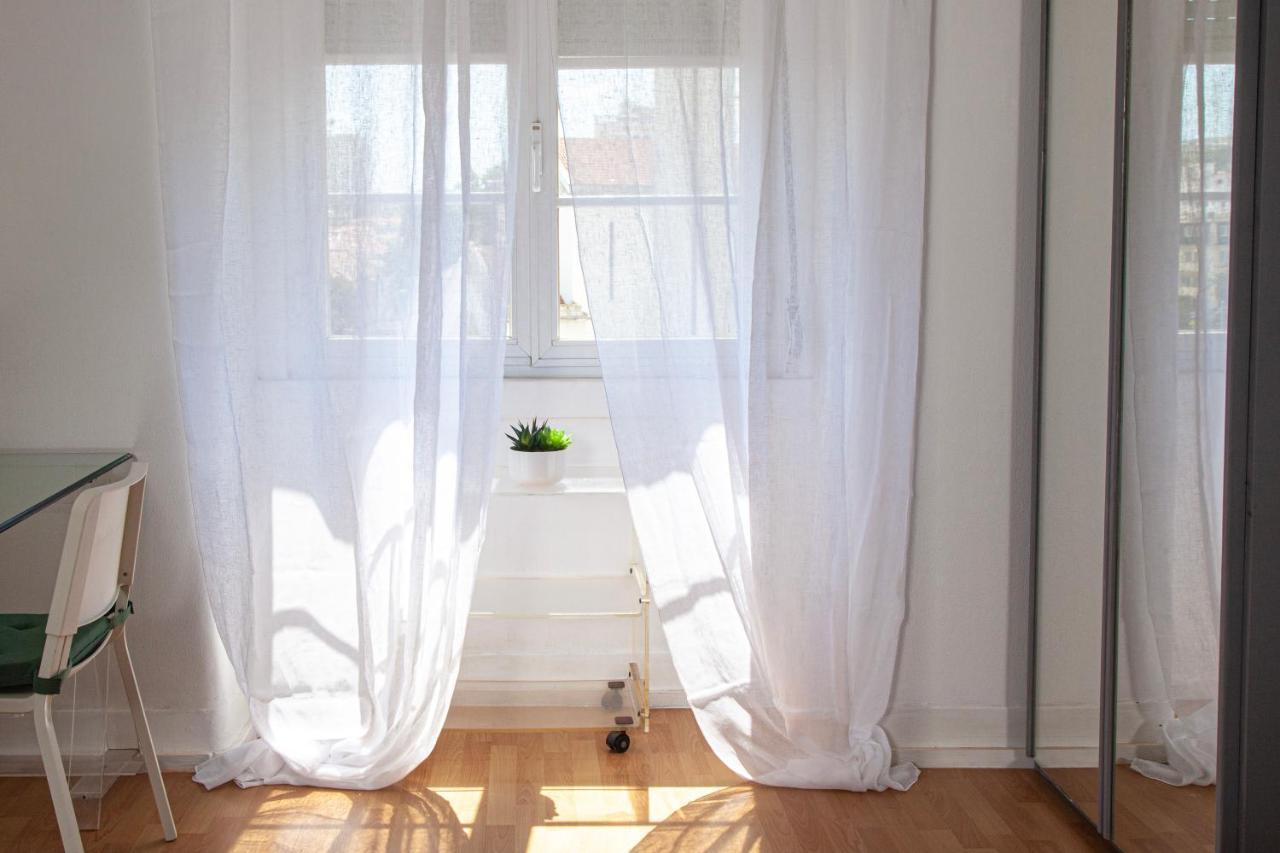 Ola ! Central Lightning Quiet View Garden 10mn Airport Apartment *