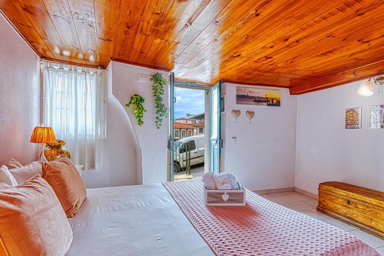 Inloveapartments - Dolls House At Downtown Apartment