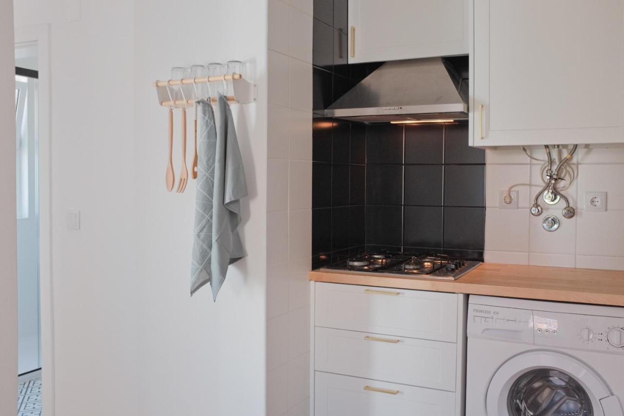 Downtown Terrace - 2 Bedroom In Graca With Private & Sunny Terrace! * Lisboa