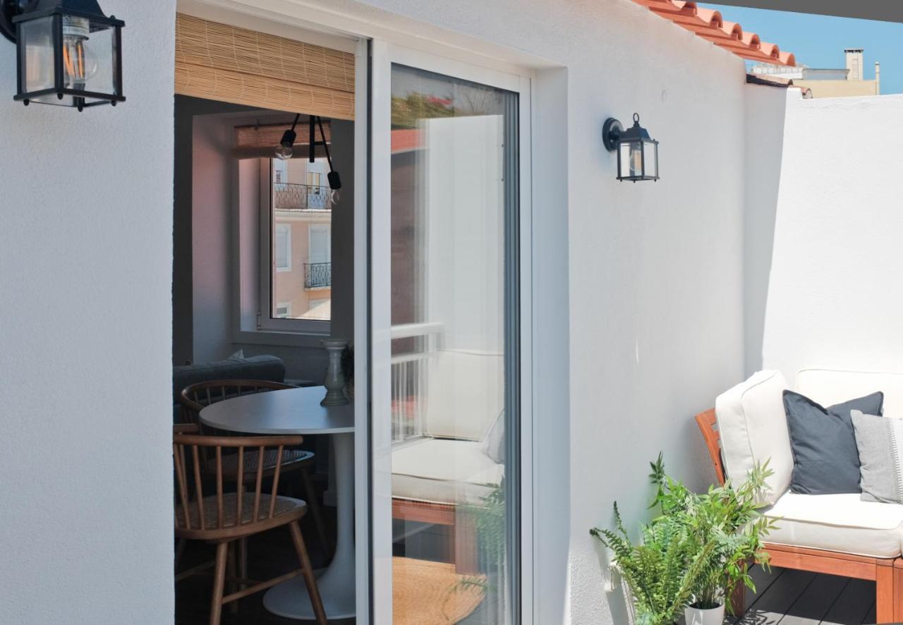 Apartamento Downtown Terrace - 2 Bedroom In Graca With Private & Sunny Terrace! *