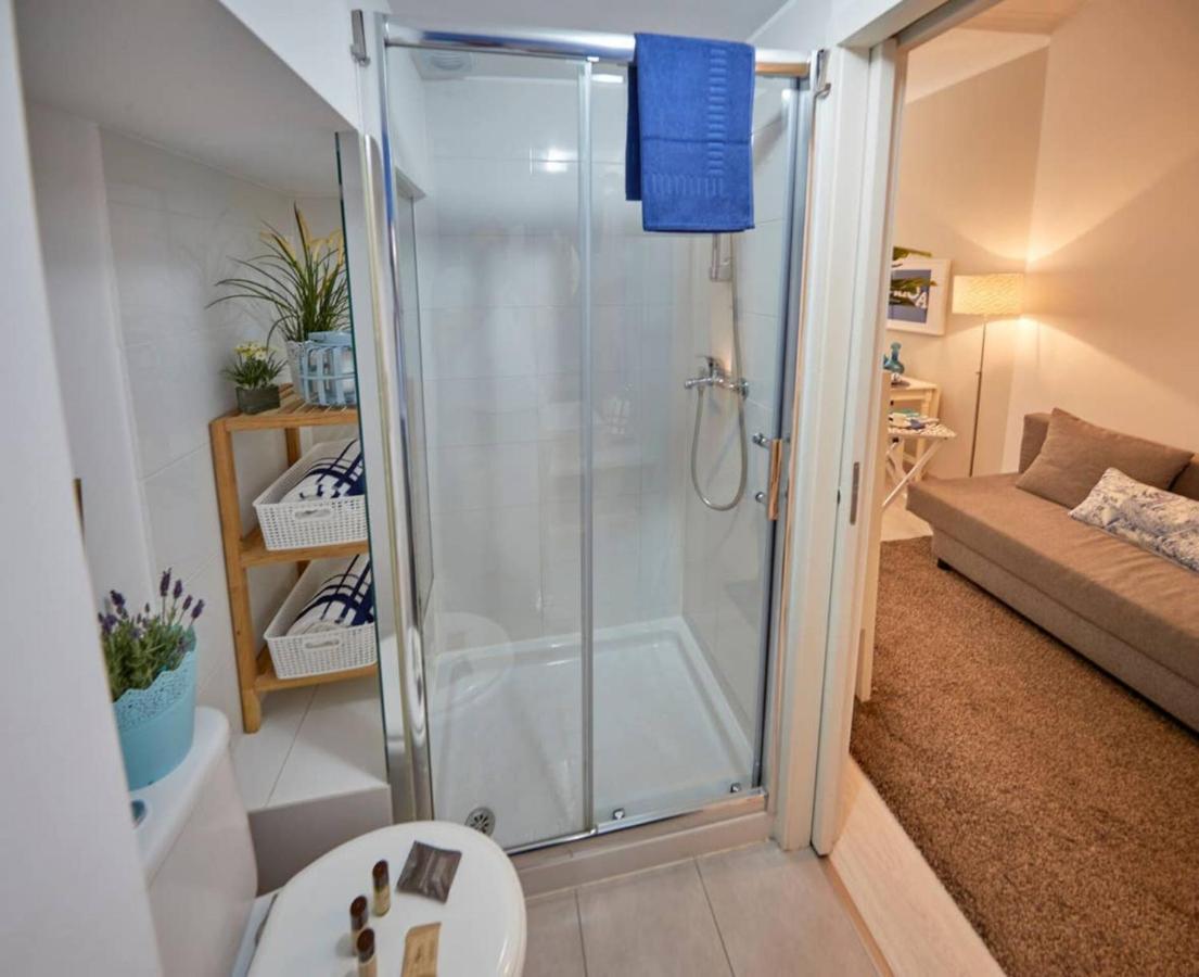 Charming In Adamastor Lisbon! Perfect Location - Super But Calm! Apartment Lisbon