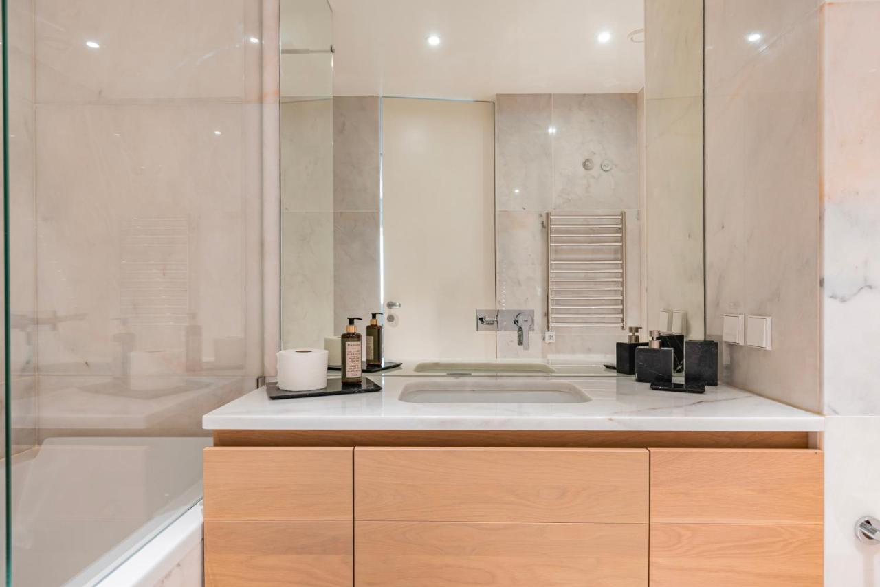 Liberdade Elegance W/rooftop Pool By Lovelystay Appartement