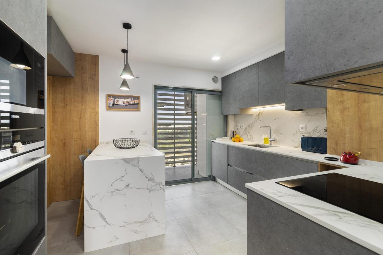 Whome Family - Urban Retreat With Parking, Ac, Elevator In Great Location Apartment Lissabon