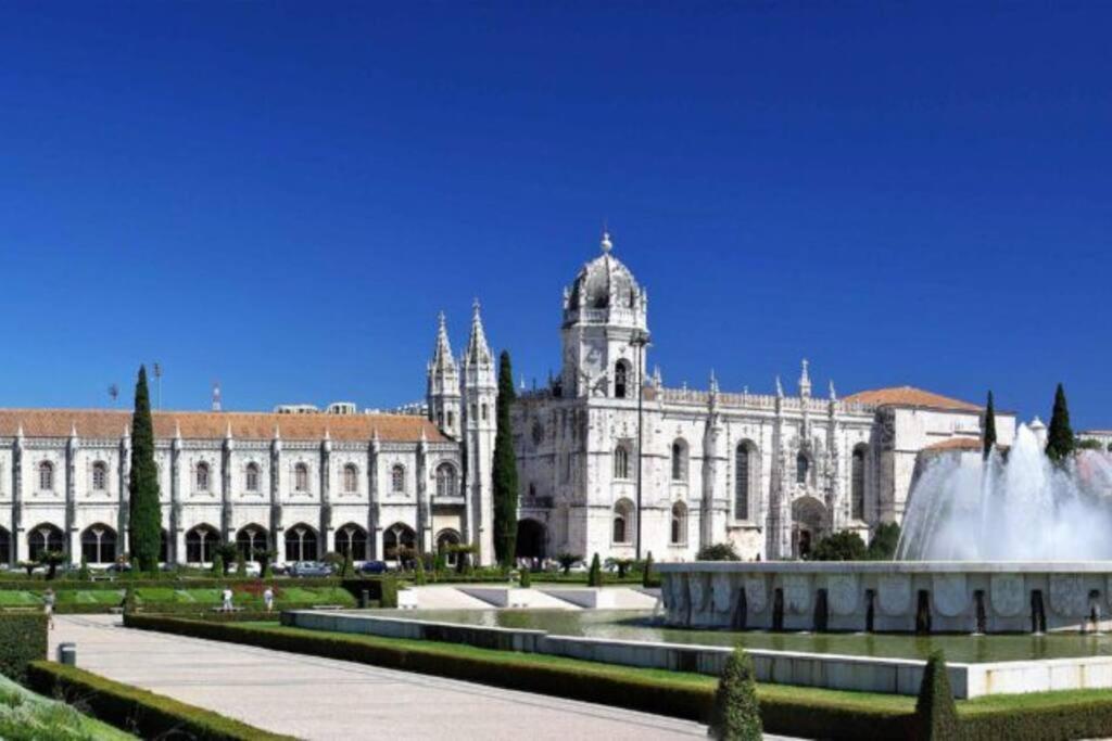 Jeronimos Place In - 1º D *
