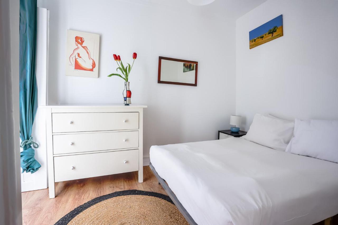 Center In Lively Bairro Alto! * Lissabon