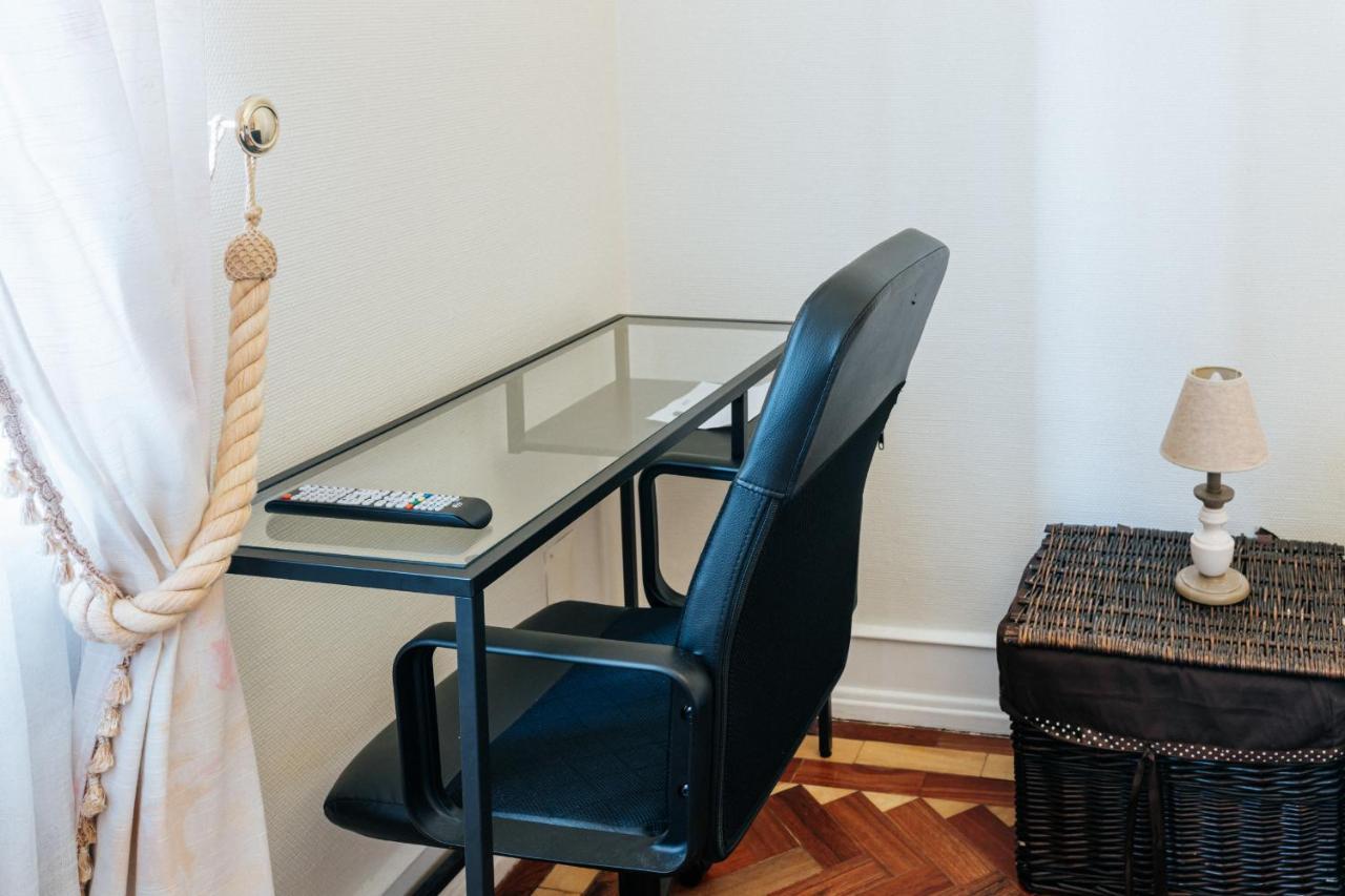 Gasthuis Double Bed Av Da Republic *