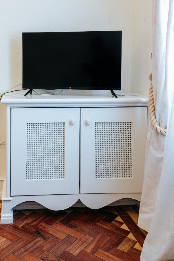 Double Bed Av Da Republic Lissabon