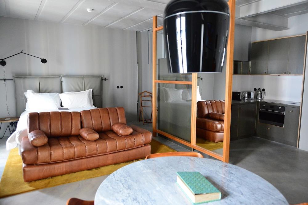 Raw Culture Arts & Lofts Bairro Alto * Lisboa