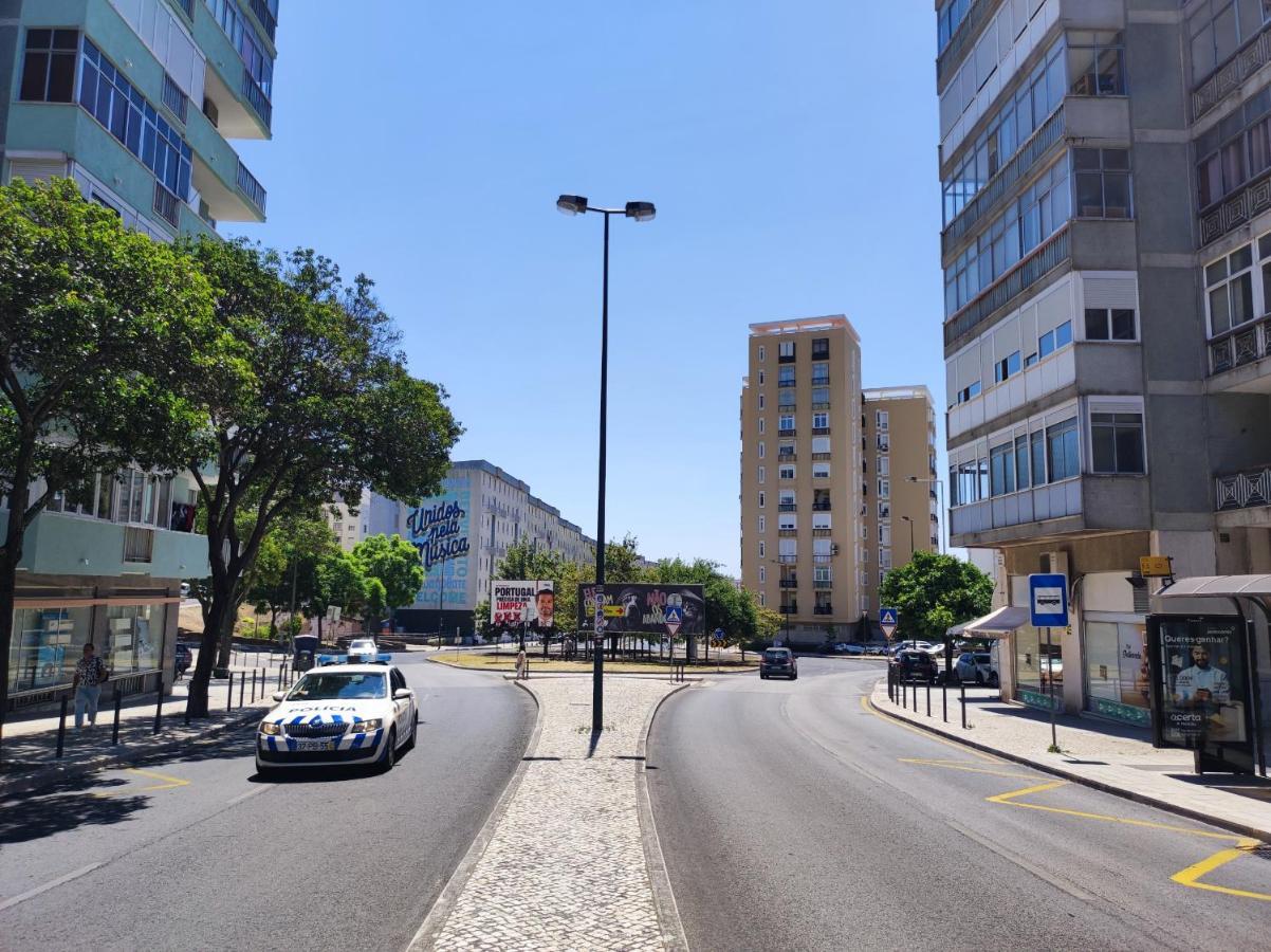 Maison d'hôtes With Ac In Penha De Franca, Lisboa