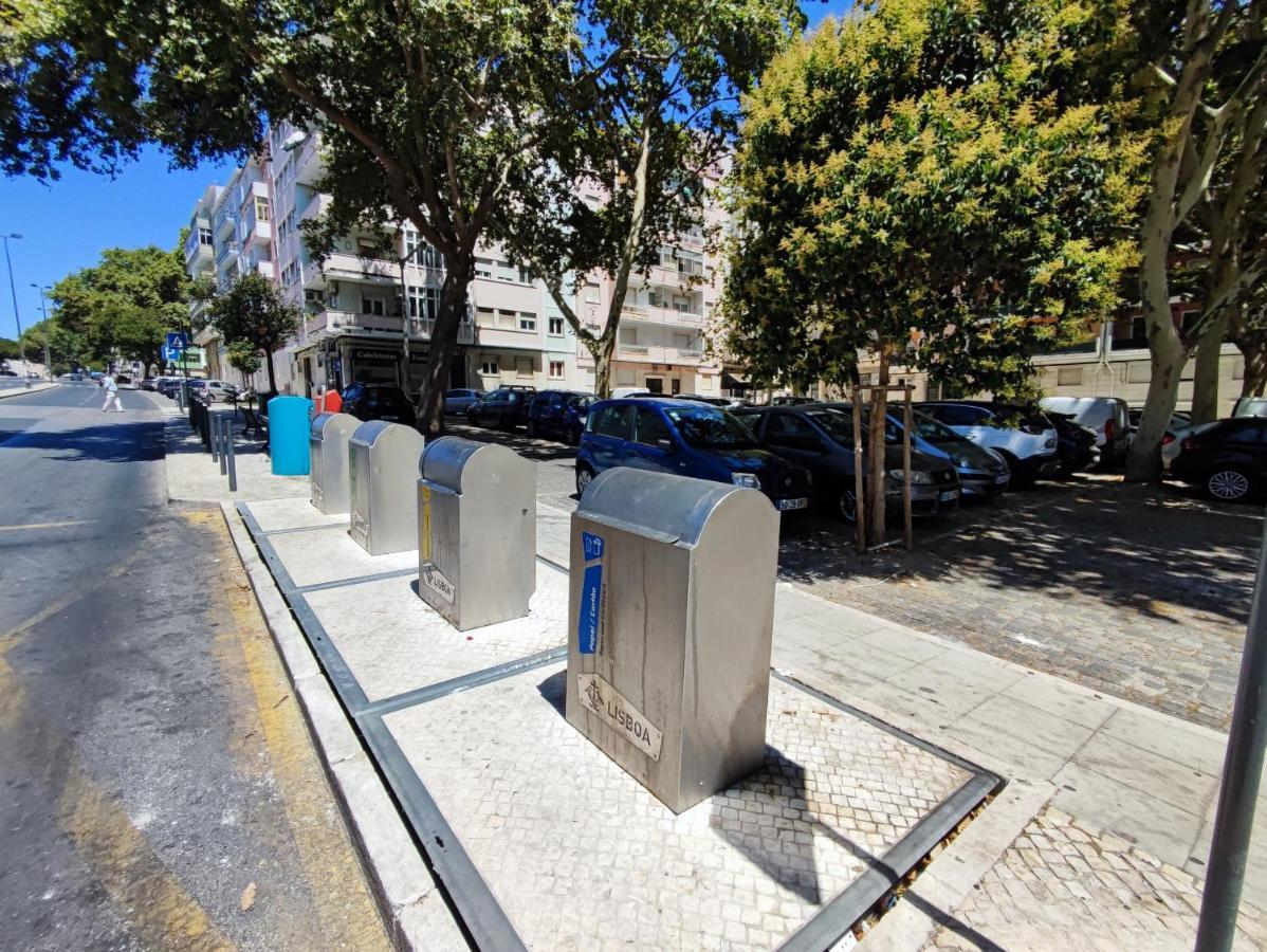 Maison d'hôtes With Ac In Penha De Franca, Lisboa