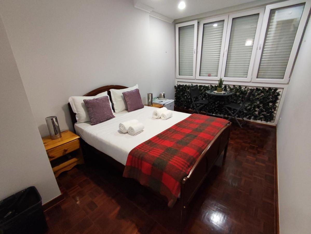 Maison d'hôtes With Ac In Penha De Franca,