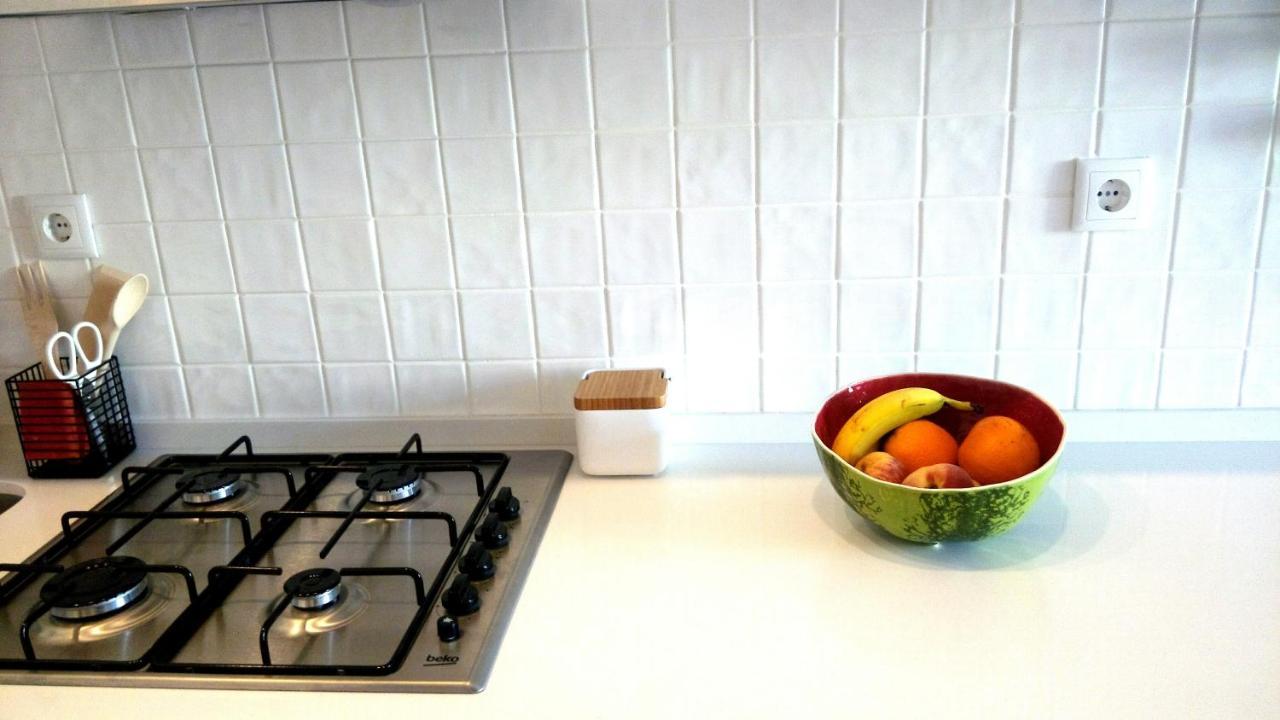 Bright Alcantara Escape With Ac Appartement