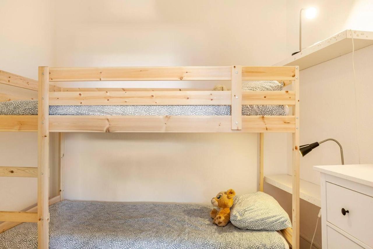 Appartement Relax In For 4 People With Terrace And Parking Lissabon