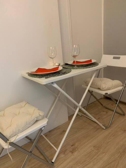 Hip Tailor Made Flat In Estrela! Appartement Lisboa