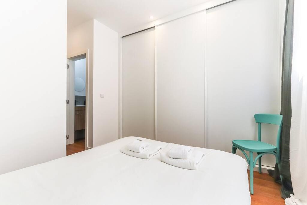 Portucale ! Bright Campo Ourique W/ Terrace Apartment Lissabon