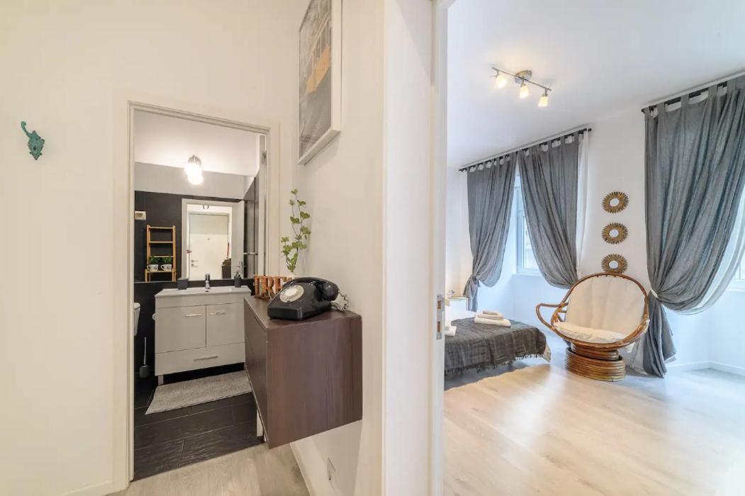 Appartement Modern Rustic In Graca By Lovelystay *